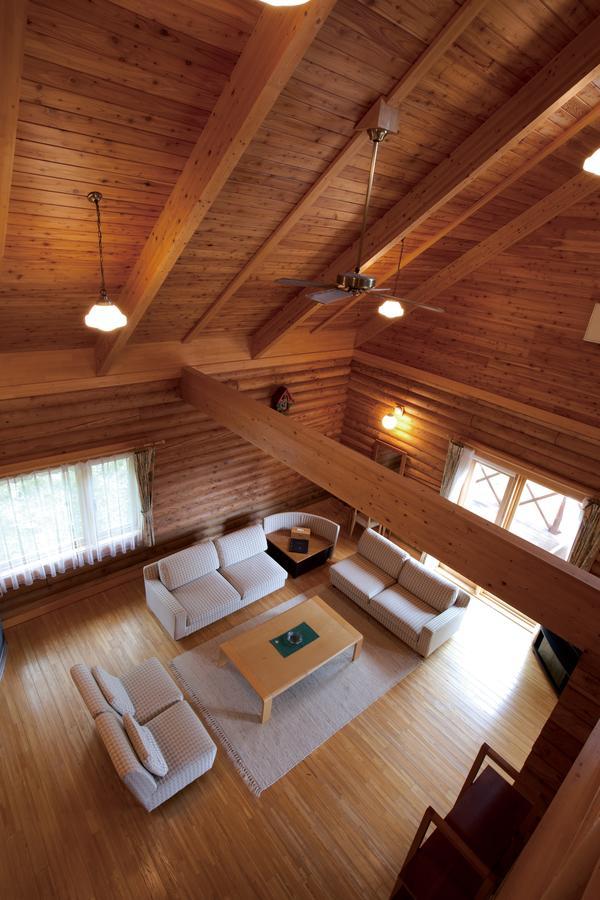 Log Hotel Larch Lake Kanayama Minamifurano Exteriör bild