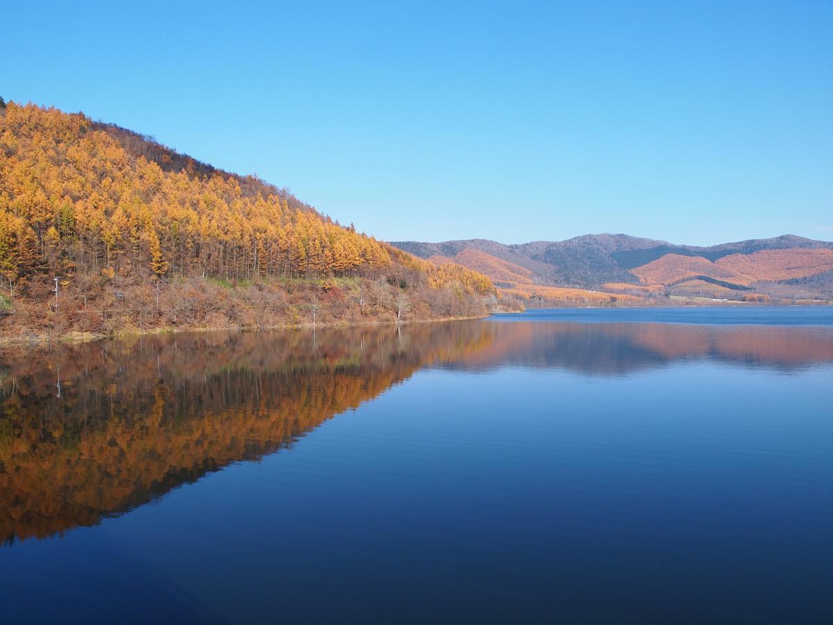 Log Hotel Larch Lake Kanayama Minamifurano Exteriör bild