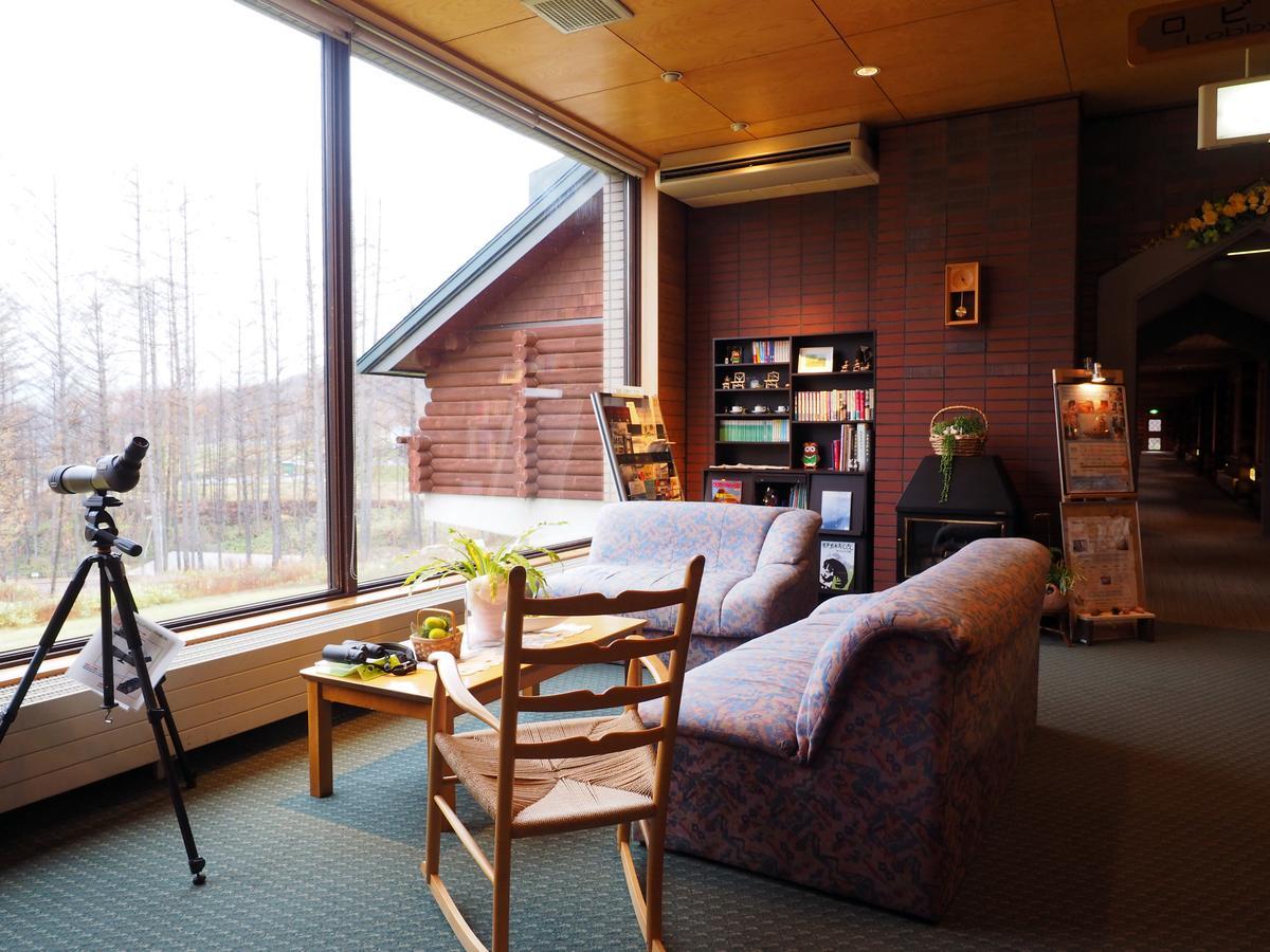 Log Hotel Larch Lake Kanayama Minamifurano Exteriör bild